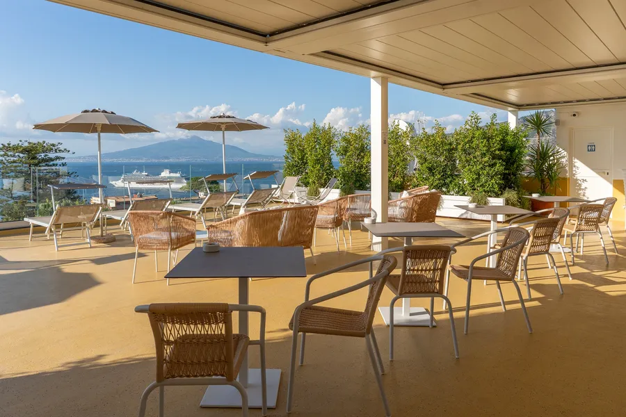 Hotel La Meridiana Sorrento-13